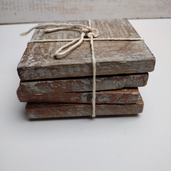 Wooden Drink Coasters Rustic Farmhouse Chippy Distressed Square Crude Set Of 4 - Picture 3 of 9